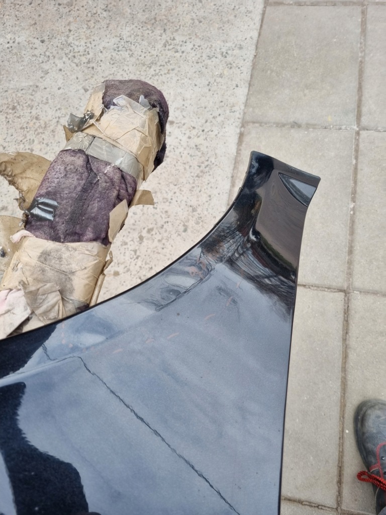 Skoda octavia 2 04-08r крыло правая  перед оригинал цвет 9910 przedlift Доставка