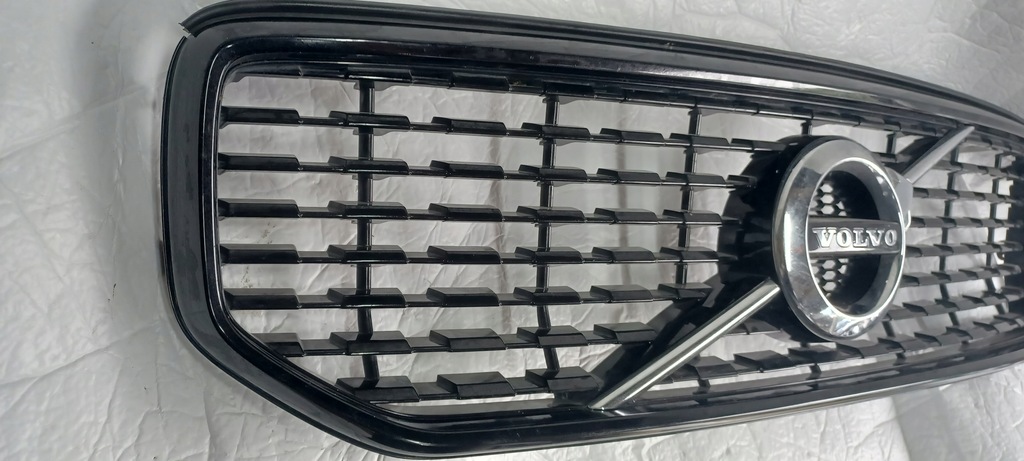 фото №3, Решітка радіатора решітка радіатора volvo xc40 r-design 17r- 31457346