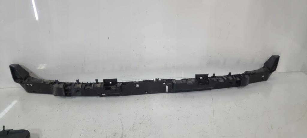 фото №1, Напрямна кронштейн бампера задня tesla y