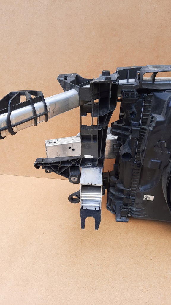 фото №10, Pas передний усилитель радиатор mercedes w 176 a