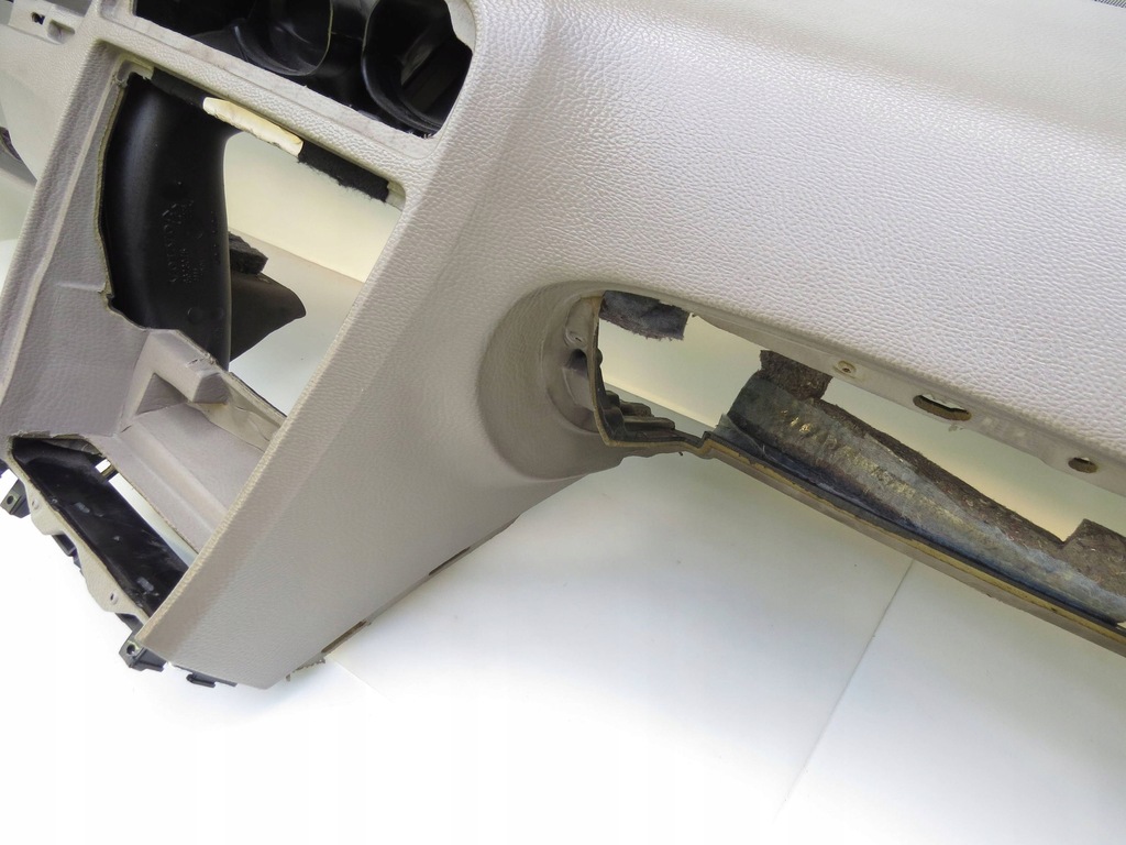 фото №7, Панель приладів приладова панель приладів консоль подушка volvo s60 i v70 ii xc70 i