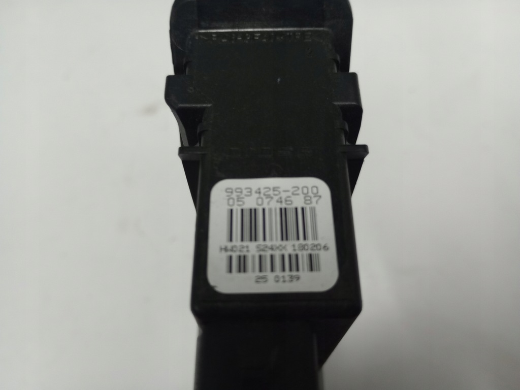 фото №16, Моторчик стекло правый задняя vw golf plus 5m0839402b