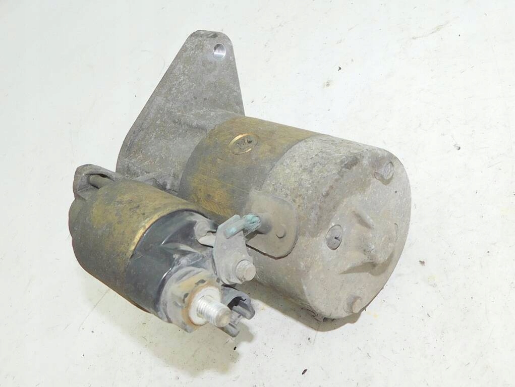 Toyota yaris 1 1.0 65km стартер 28100-0j010 с Разборки