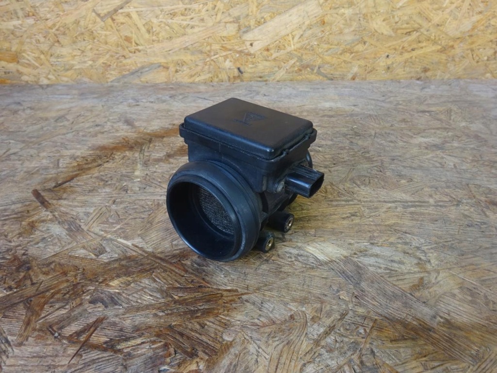 Купити Mazda 323 витратомір e5t51171 b3h7