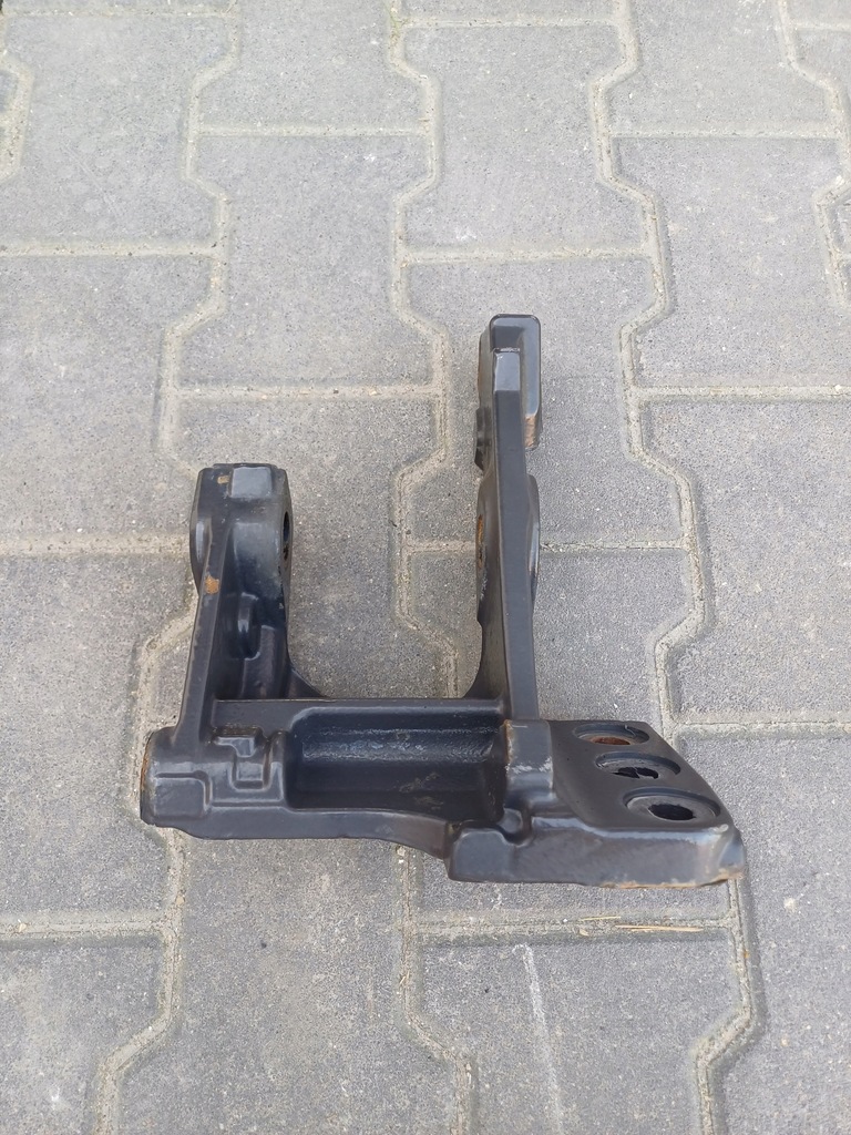 фото №2, Кронштейн рамы рессора перед правое scania r s 19r