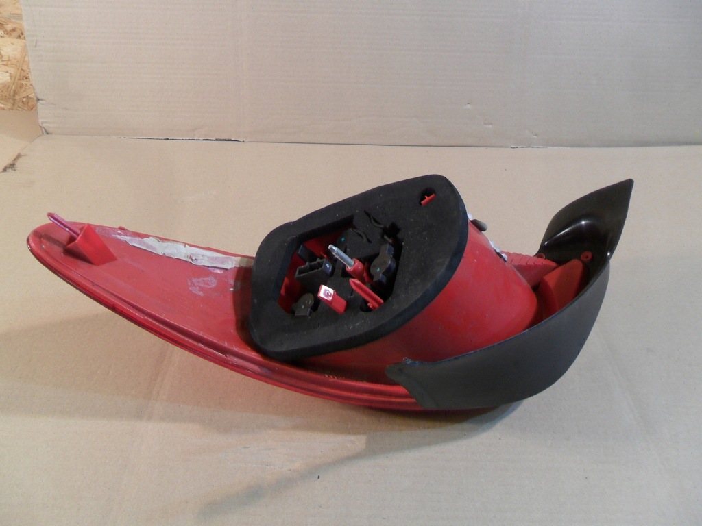 фото №14, Peugeot 206 plus 206+ лампа задняя левая 9685618280