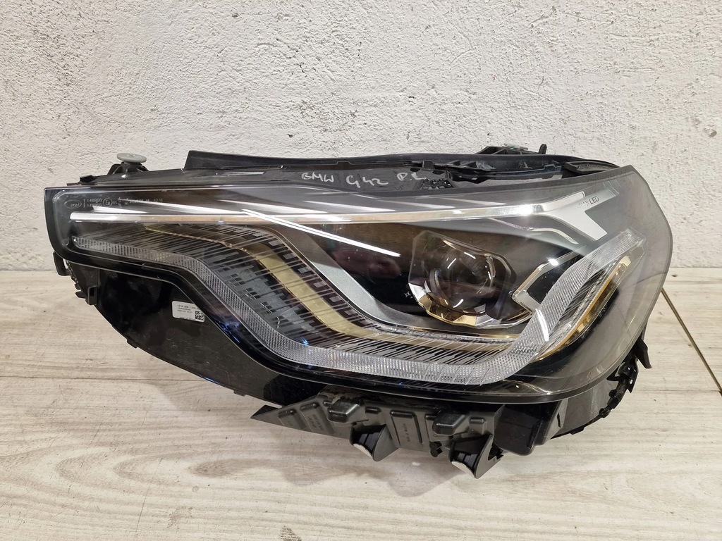 фото №1, Bmw 2 g42 m2 g87 золота full led лампа