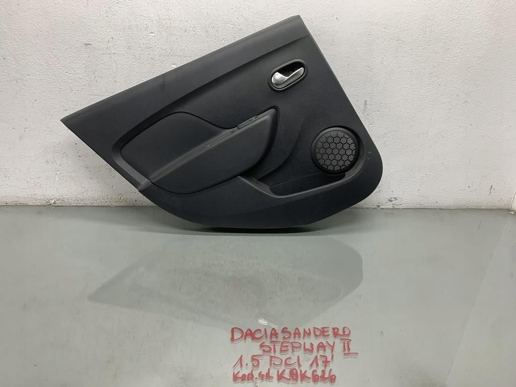 фото №1, Оббивка двері лівий задня sandero ii stepway 829115171r