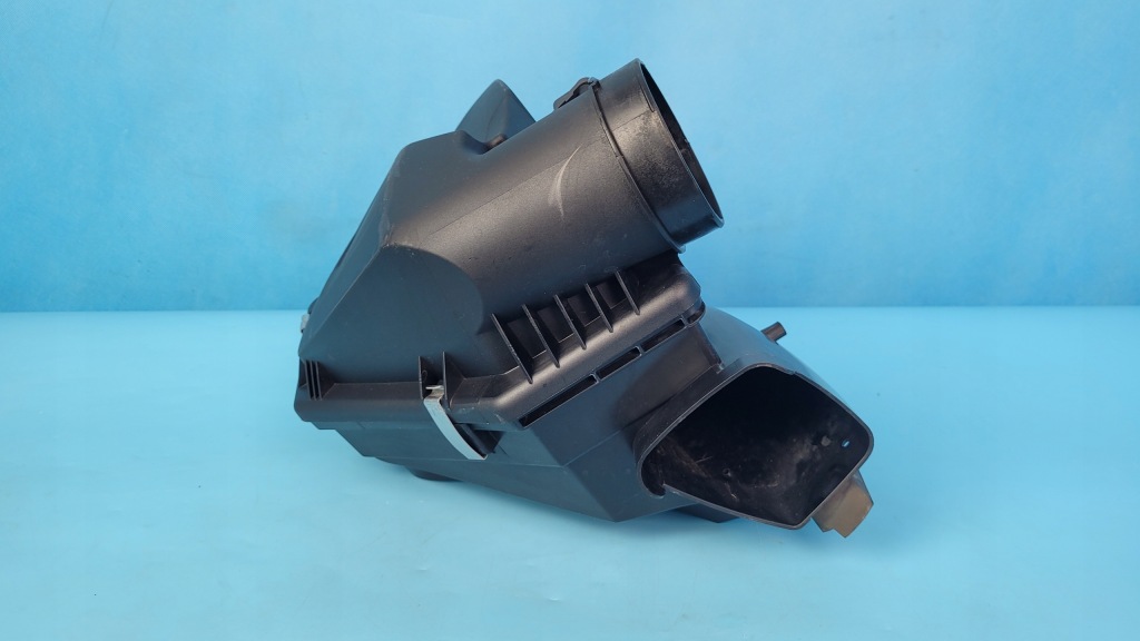 фото №5, Bmw 3' g20 330e 21r 2.0 корпус фільтра повітря витратомір 8580424