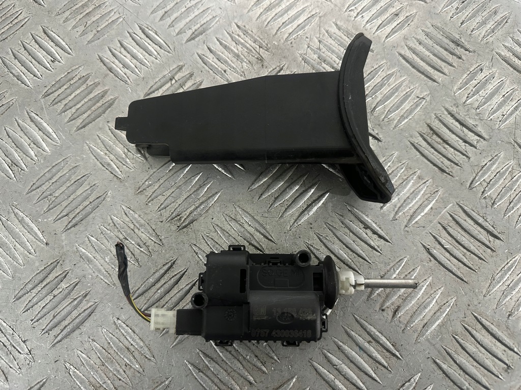 фото №8, Opel signum привод крышка заливной топлива 13158426