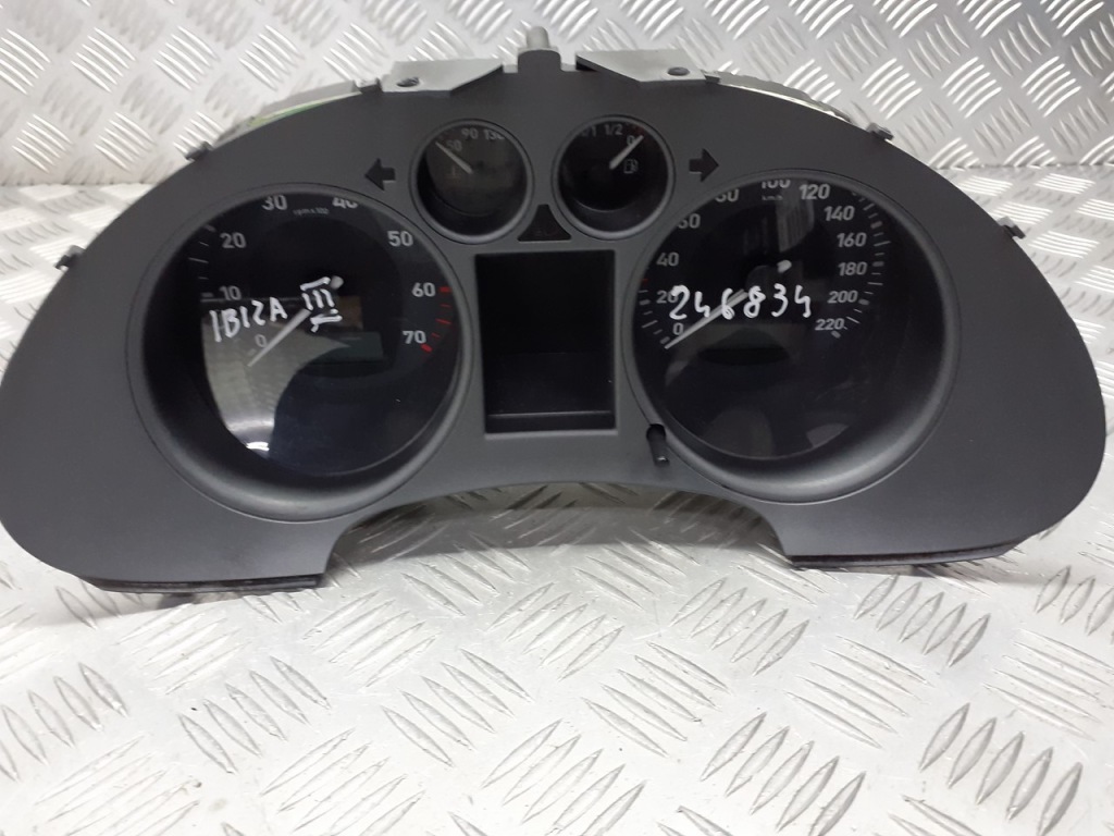 фото №1, Счетчик приборы seat ibiza iii 1.2 6l0920803