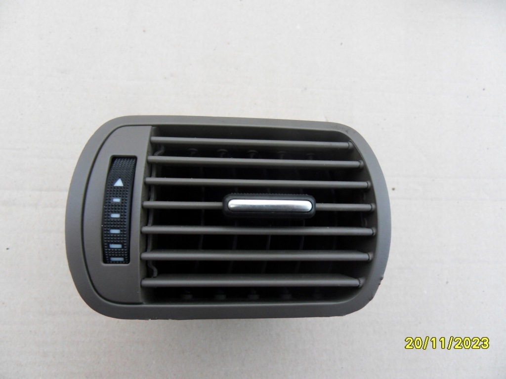 фото №1, Решітка обдув ліва коричнева audi a3 8l lift 8l0820901c