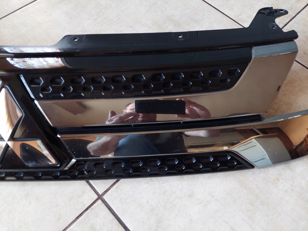 фото №7, Решітка радіатора - решітка радіатора - mitsubishi outlander iii - lift - 2018 - 2022