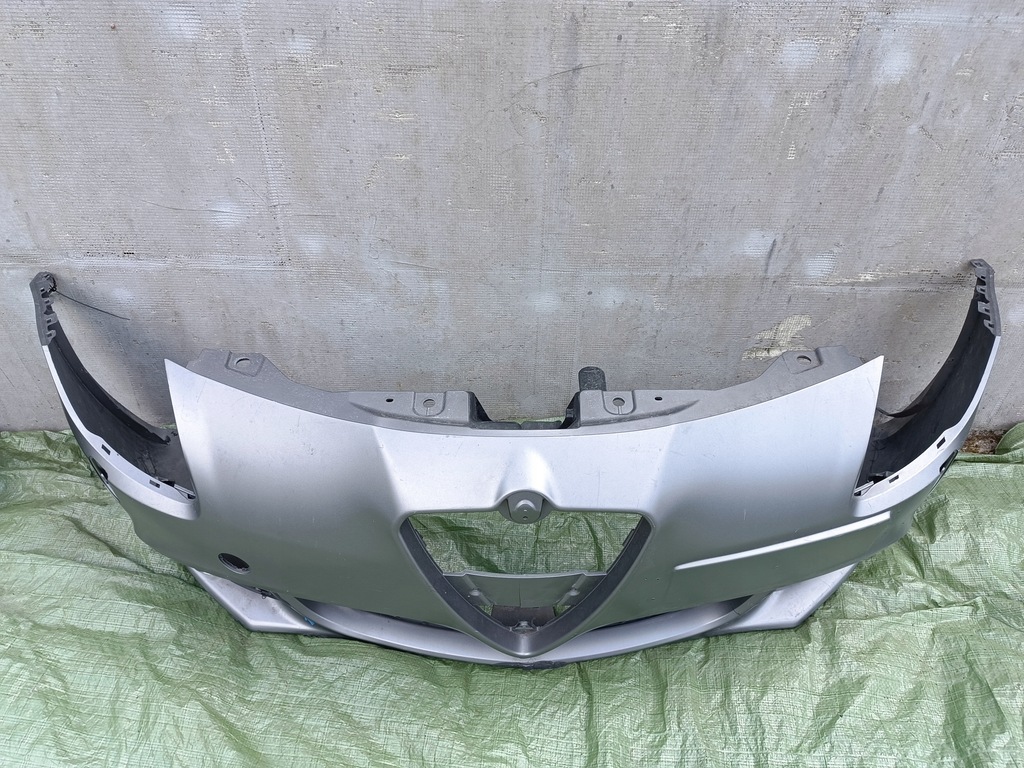 фото №12, Бампер перед передній оригінал 56085887 alfa romeo giulietta