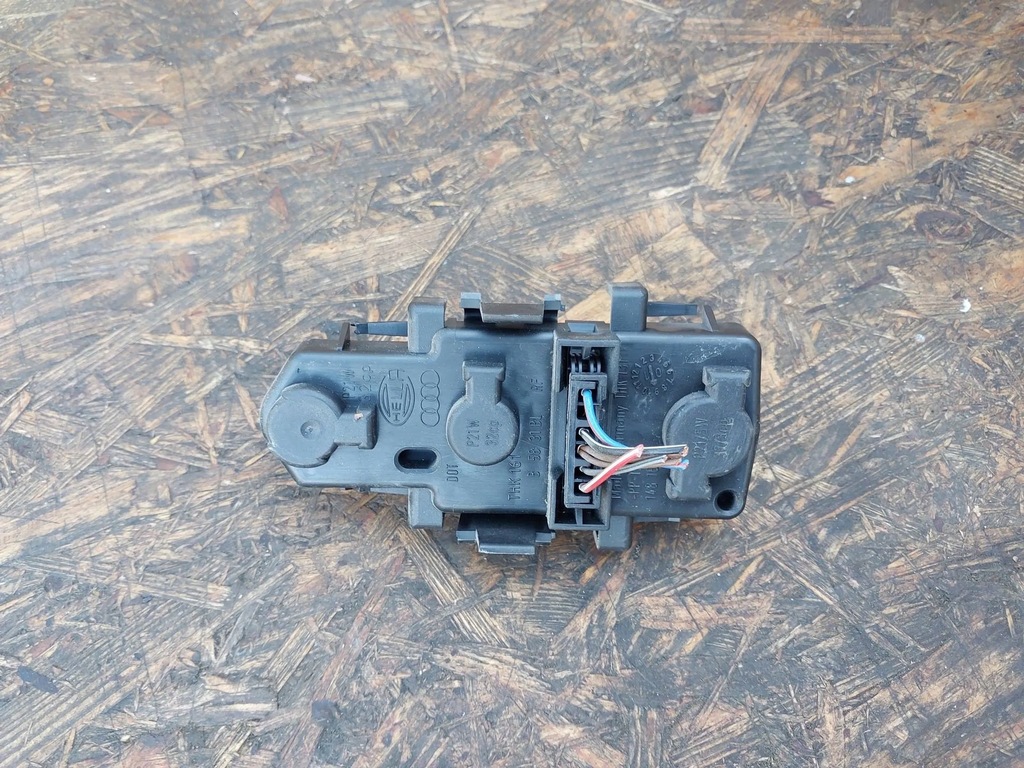 фото №12, Вкладыш лампы левый левый задняя задний audi a6 c5 sedan