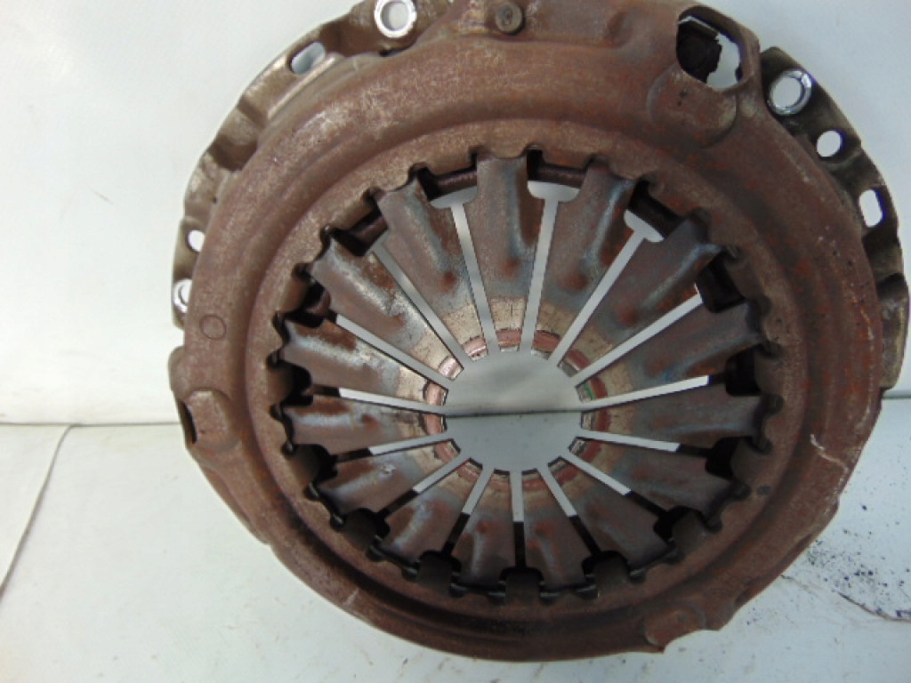 фото №1, Toyota auris прижим сцепления ---