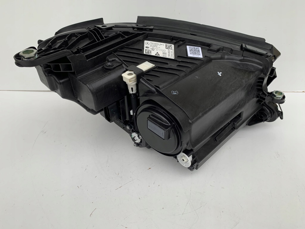 Mercedes w213 рестайлінг  фара led multibeam ліва +права Зі Шроту