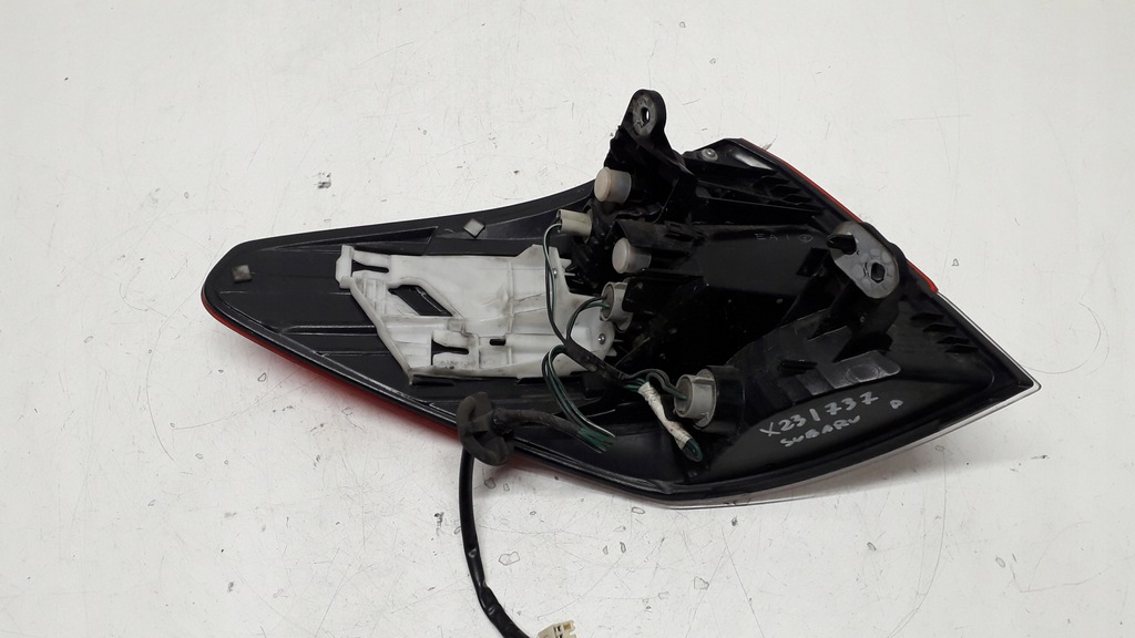 фото №9, Legacy v outback iv kombi лампа правая задняя - cała