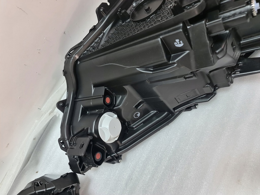 фото №13, Toyota bz4x full led лампа ліва права перед