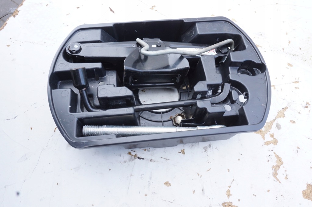 фото №1, Домкрат ключі peugeot 308 t9