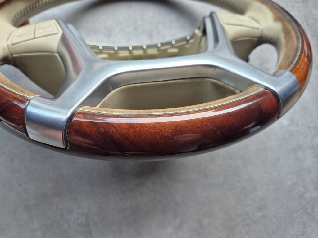 фото №9, Воздуховод мультифункция drewno volvo xc70 ii v70 iii