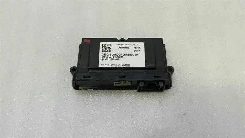 Купити Модуль керуючий люком tesla model s 70 1007512-00-b блок steruj