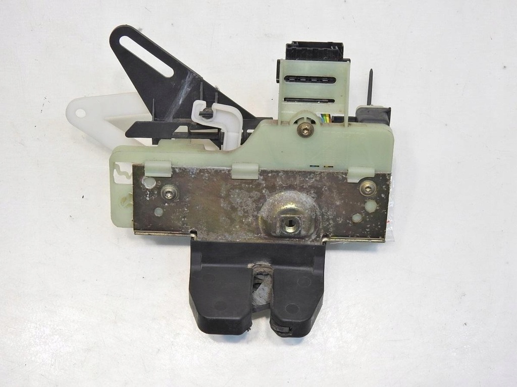 фото №6, Замок крышки volvo v70 ii 999066622