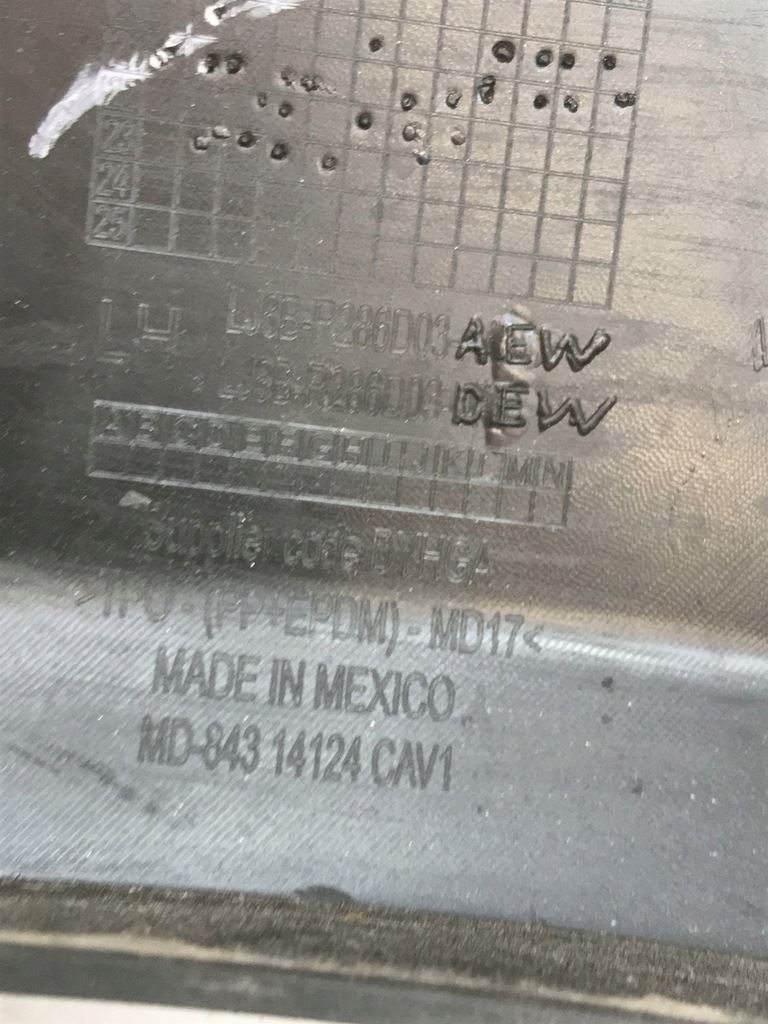 фото №9, Ford mustang mach-e молдинг крыла левый задняя org