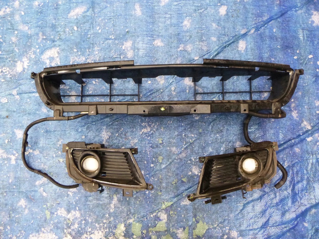 фото №1, Mitsubishi lancer 9 ix решётки противотуманные фары