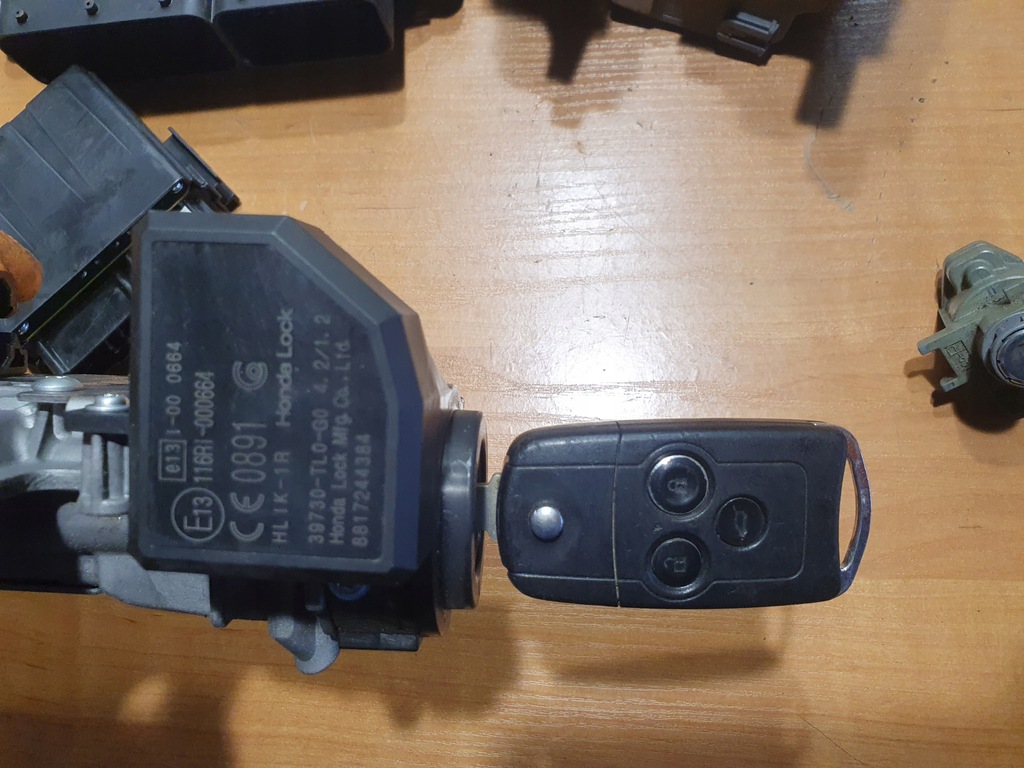 фото №8, Honda accord viii 2.2d набор стартовый 0281015301