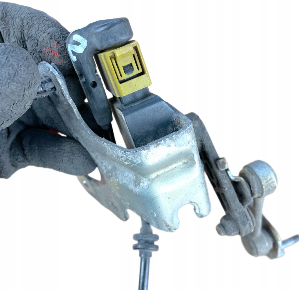 Датчик выравнивание левое  задняя + трос mercedes w204 c klasa Цена