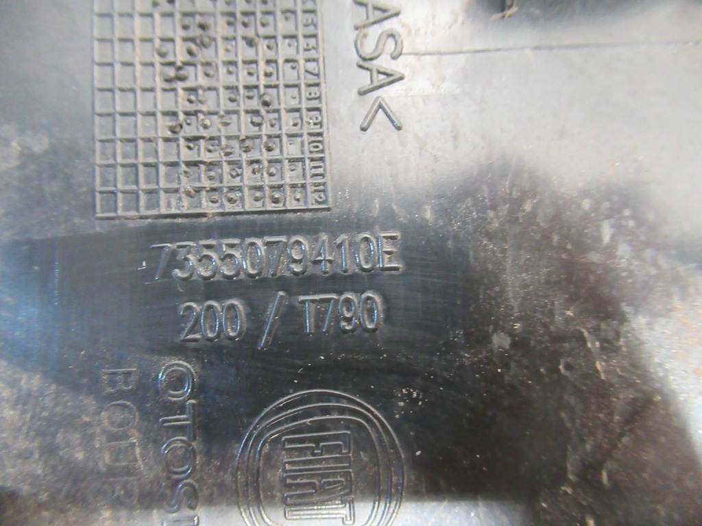 фото №7, Молдинг эмблема крышки 7355079410e opel combo d