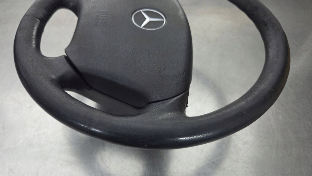 Mercedes ml w163 рестайлинг  воздуховод подушка подушка безопасности m: 5332 Киев