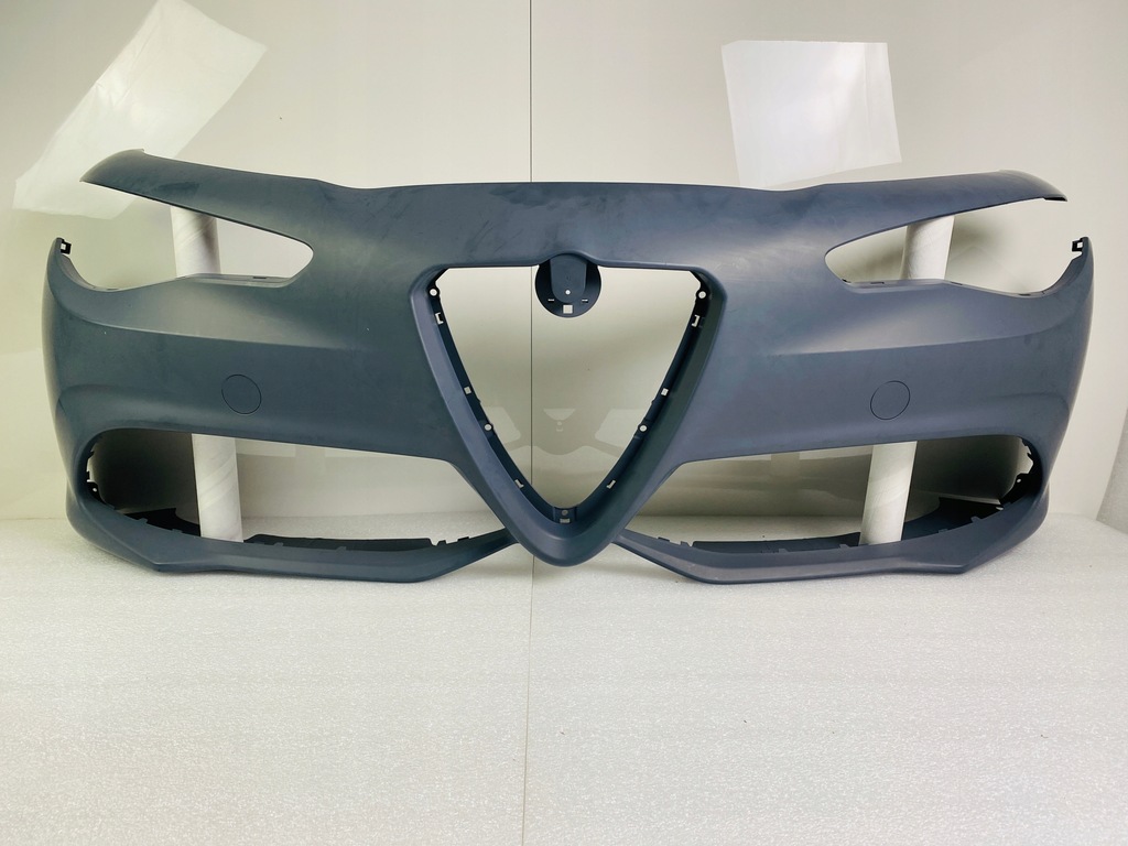 фото №3, Бампер передній alfa romeo giulia veloce