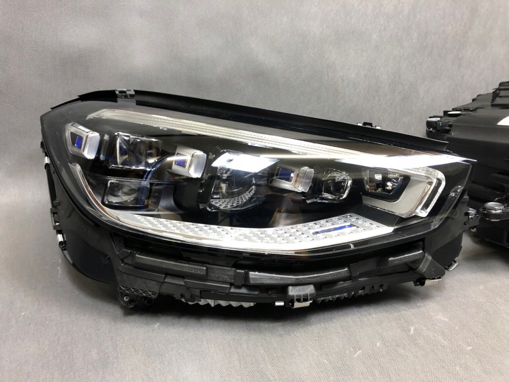 фото №8, Mercedes s klasa w223 lifting комплект лампа a2139063305/3405 naprawiane