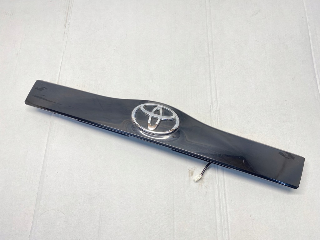 фото №15, Toyota prius 20 ii 03-09r. накладка молдинг крышки багажника czarna 76801-47050