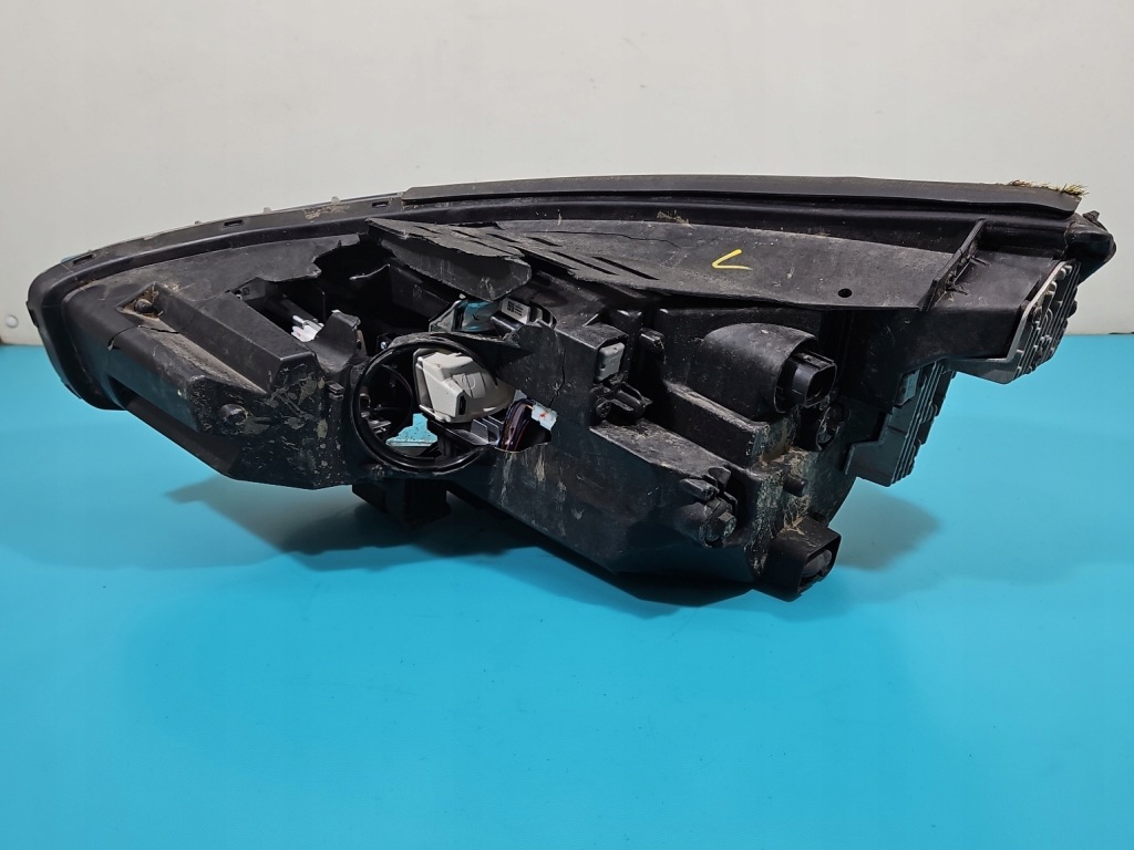 Купить Фара правая  фара перед hyundai i30 3 2016- европа рестайлинг  20-24