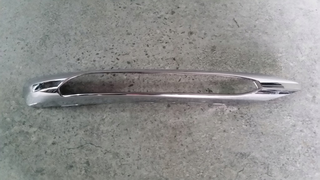 фото №1, Рамка хром leda протитуманна фара правого передній бампера mercedes c-klasa w204