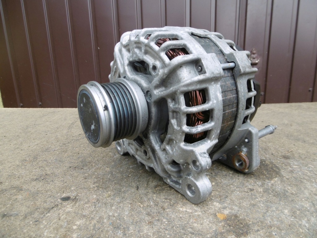 фото №3, Генератор 04l903024t vw bosch