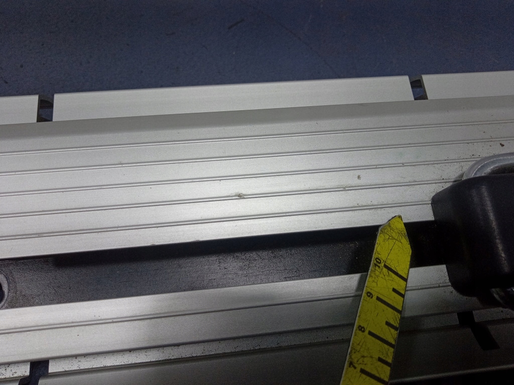 фото №6, Bmw x6 e71 направляющая крепёжная направляющая багажника левая 6981043