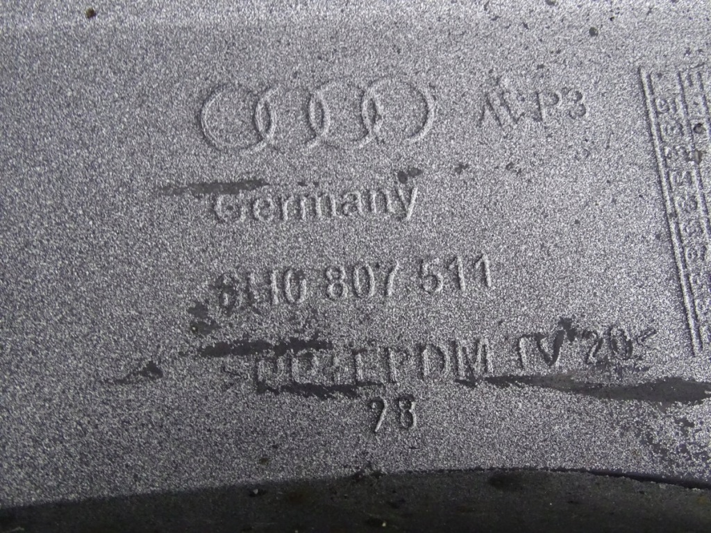 фото №9, Audi a4 b6 8e0 cabrio 00-06 бампер задня задній bez pdc 8h0807511