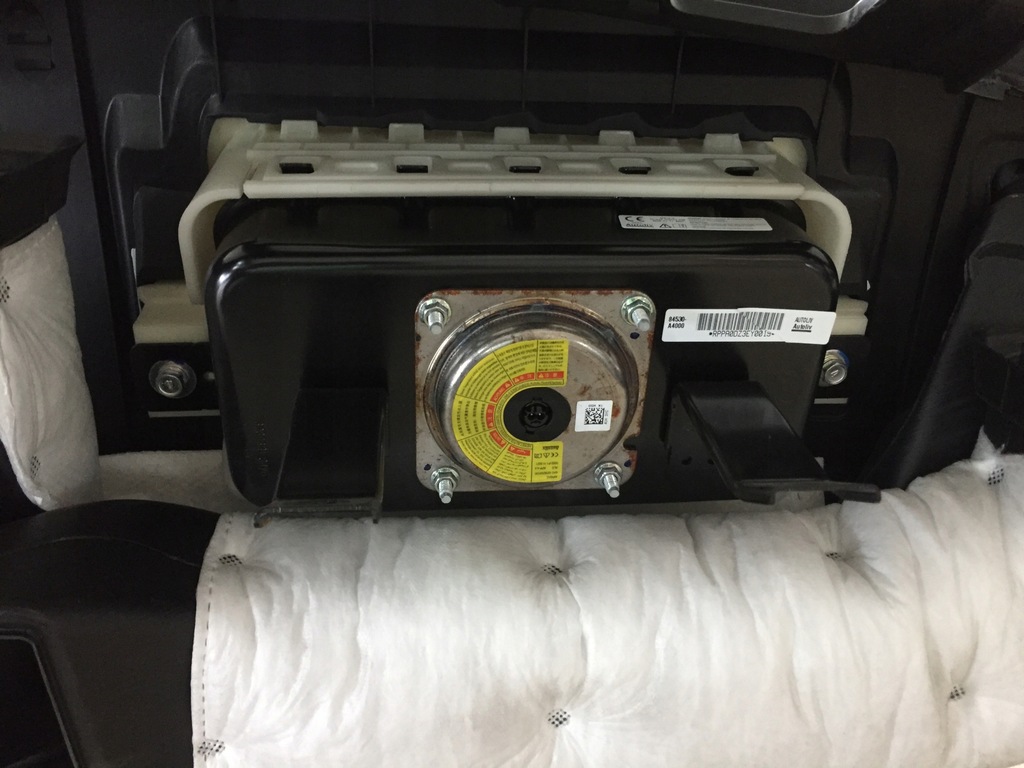 фото №12, Kia carens iv 13- панель приладів подушки безпеки ремені подушка безпеки