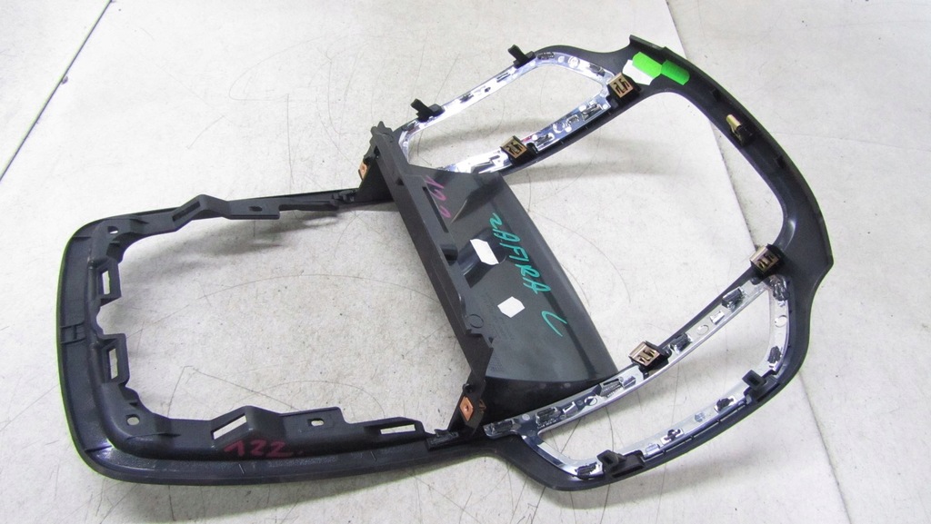 фото №3, Opel zafira c рамка захист радіо консолі 12-16