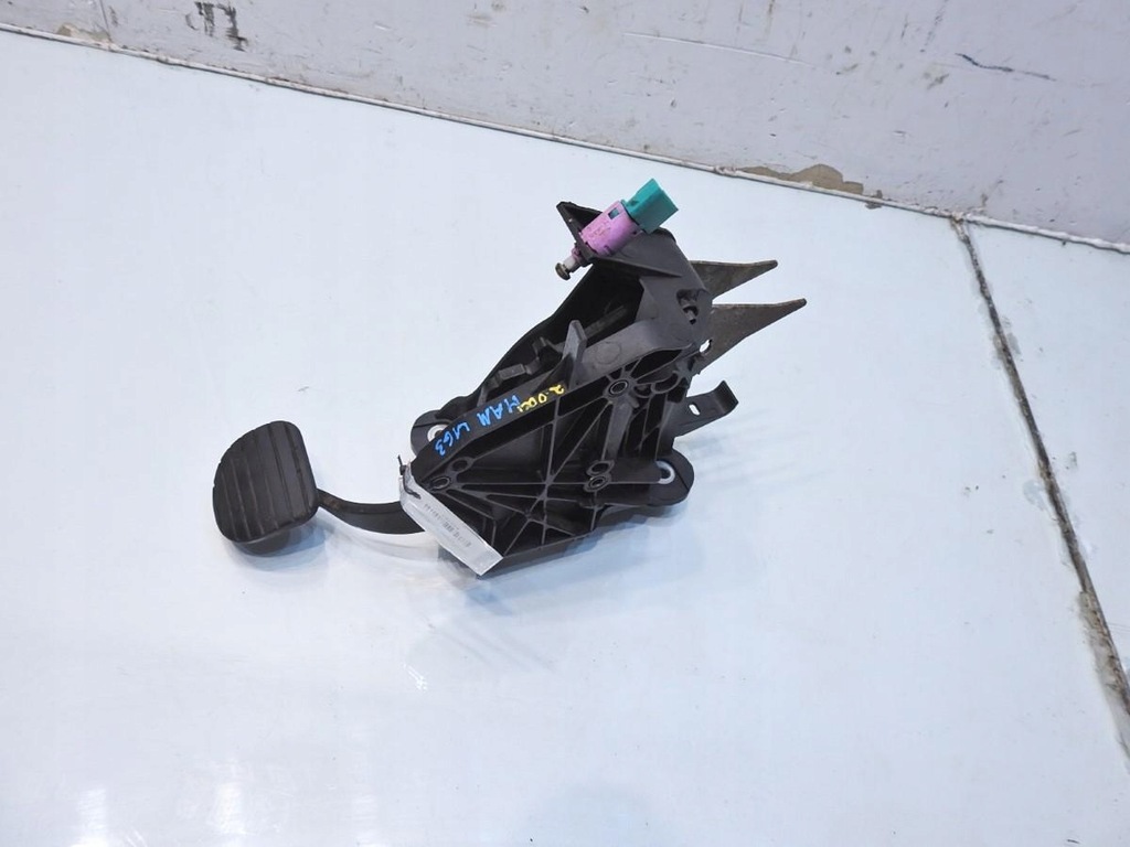 фото №7, Педаль гальма renault laguna iii 2.0 dci 465010003r