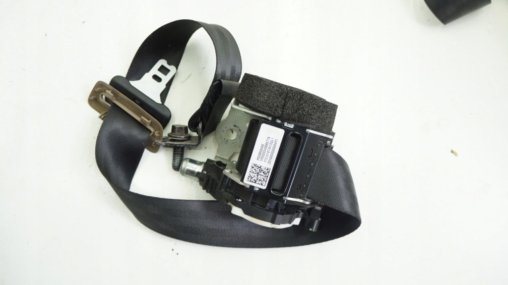 фото №1, Volvo s60 ii pas безпеки śroek задня 39800456