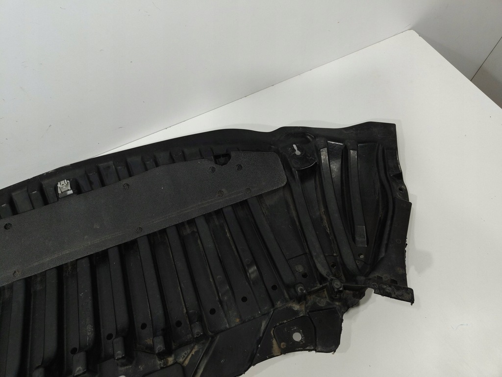 фото №6, Mercedes c w205 защита pod бампер оригинал