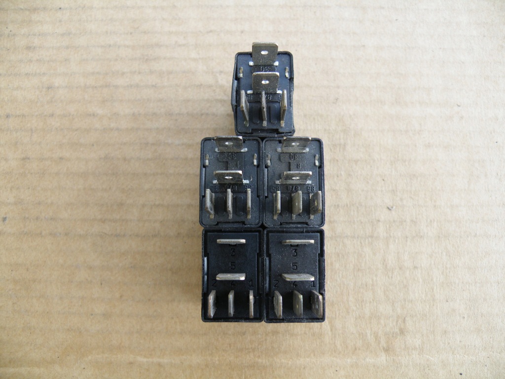 Renault clio laguna megane twingo реле поворотники 7700414484 Недорого