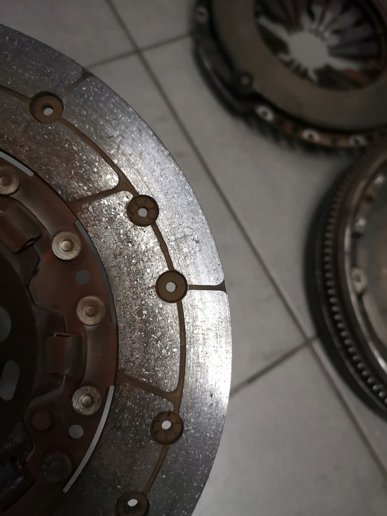 фото №13, Сцепление двухмассовый маховик audi tt 8n 1.8t 06a105264m