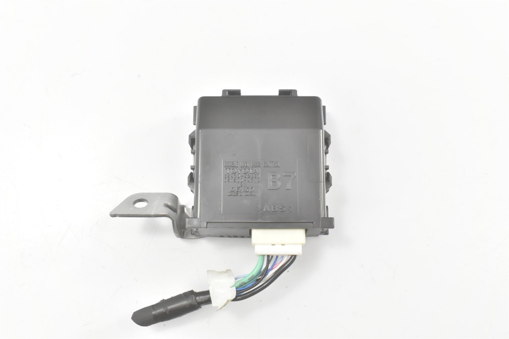 фото №1, Модуль блок управления дверь 85970-52061 toyota yaris iv p21 cross 2020-