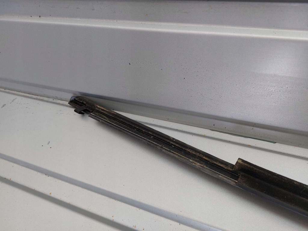 фото №5, Toyota rav4 v parapet дверь правый перед молдинг